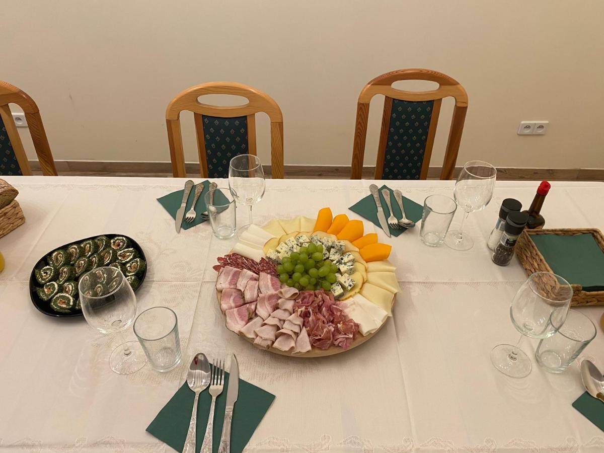 Lesna Polana Bed and Breakfast Sekocin Buitenkant foto